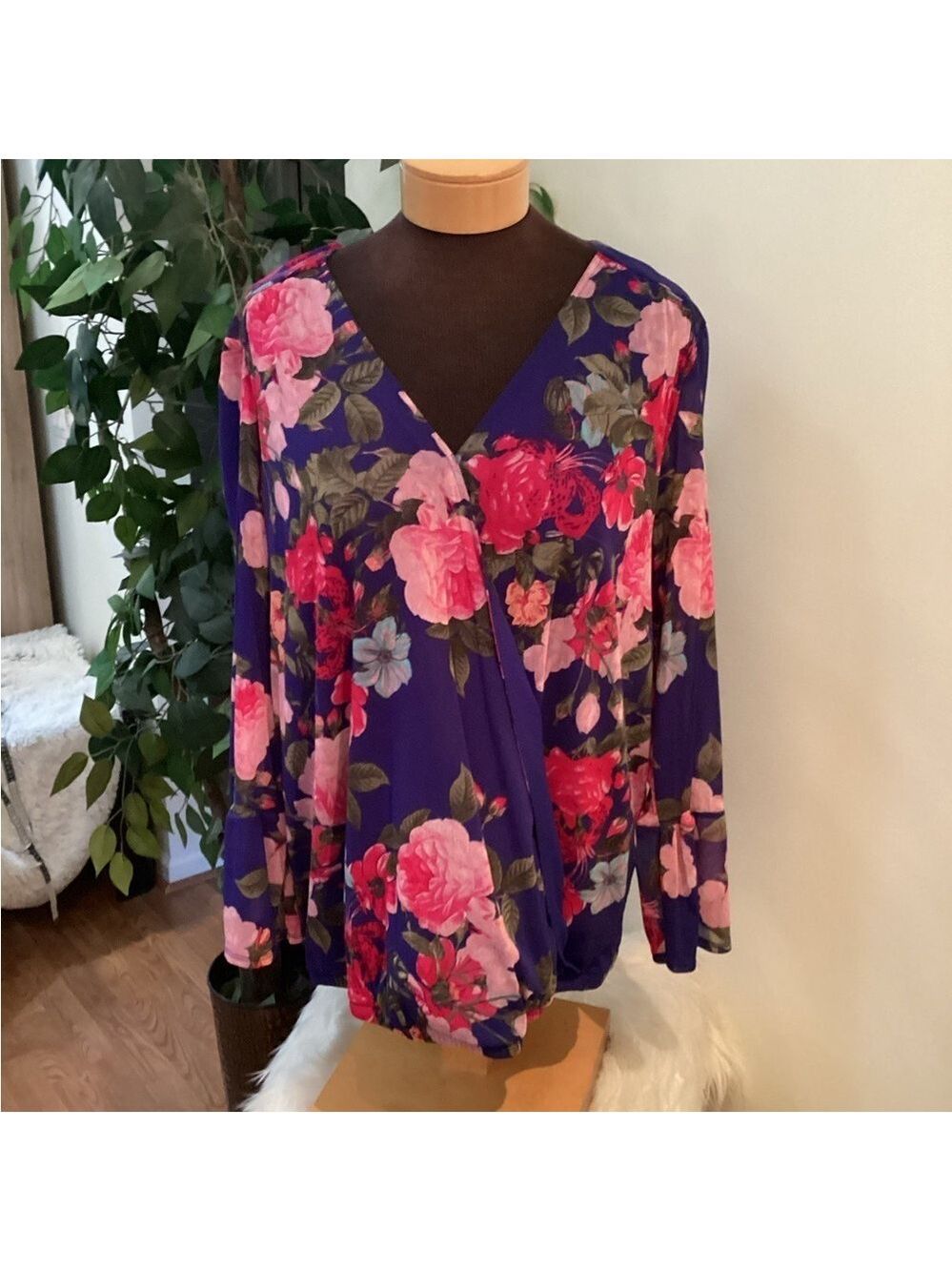INC Concepts surplice pullover blouse colorful floral Woman’s size 2X - Picture 6 of 11